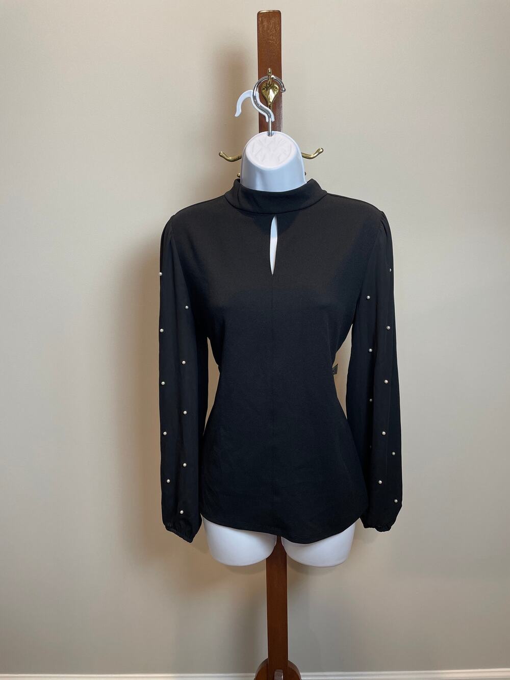 Ann Taylor Mock Neck Keyhole Puff Sleeve Pearl Detail Top Black Size M